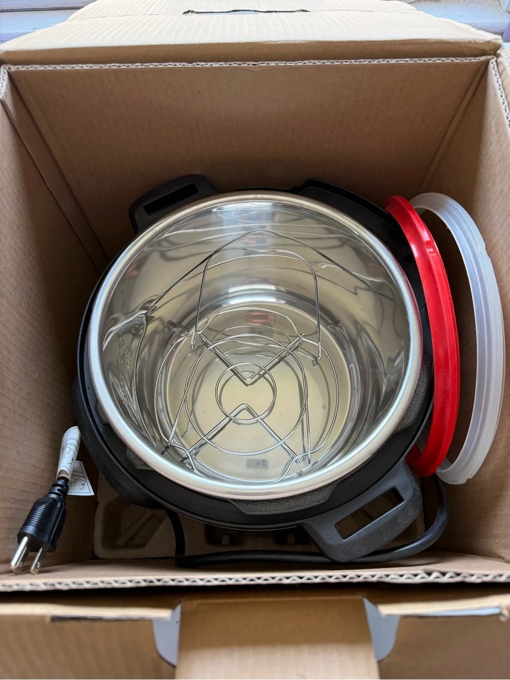 Instant Pot Duo Nova 6-Quart Electric Pressure Cooker - Stainless Steel/Black